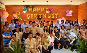 生日聚餐