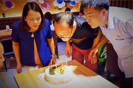 生日聚餐
